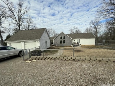 Lake Home Off Market in Horseshoe Bend, Arkansas