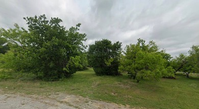 Build the home you've been dreaming of in the welcoming lakeside - photo 3