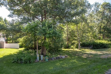 Lovingly well maintained 2 owner 3 bed, 4 bath 2003 built 1752 - photo 7