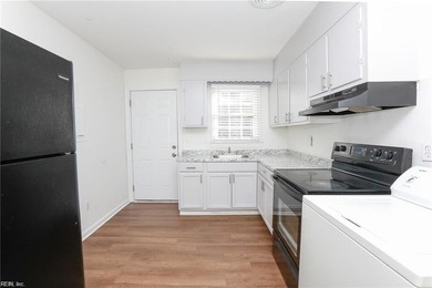 Sunnybrook Apartments (824 Post Ave and 2127 Chesapeake Drive - photo 12