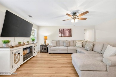 Welcome to 10050 Woodland Cove, a practically brand new home - photo 15