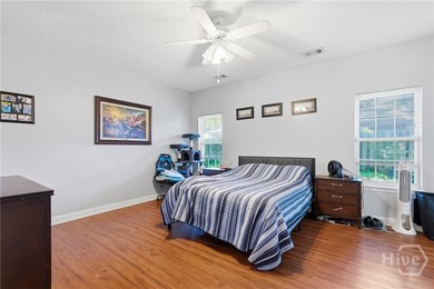 Immaculately maintained 2-bedroom, 2-bath townhouse offering - photo 17