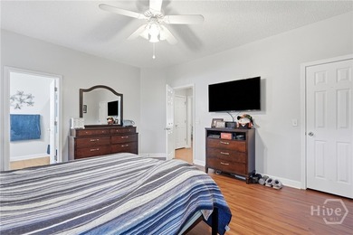 Immaculately maintained 2-bedroom, 2-bath townhouse offering - photo 19