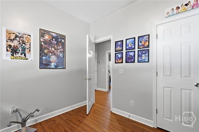 Immaculately maintained 2-bedroom, 2-bath townhouse offering - photo 24
