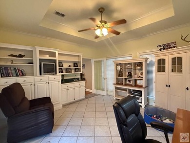 Beautiful Brick Home on 0.40 Acres in Maud, TX Welcome to this - photo 6