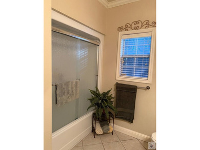 Beautiful Brick Home on 0.40 Acres in Maud, TX Welcome to this - photo 8