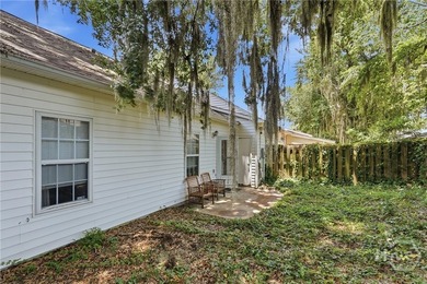Immaculately maintained 2-bedroom, 2-bath townhouse offering - photo 29