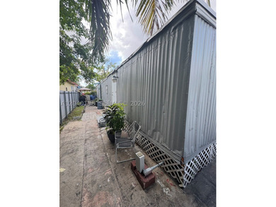 INVESTOR SPECIAL! Exceptional income-producing opportunity in - photo 33