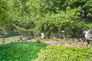 Welcome to 67-10 Selfridge Street, a two-family residence - photo 38