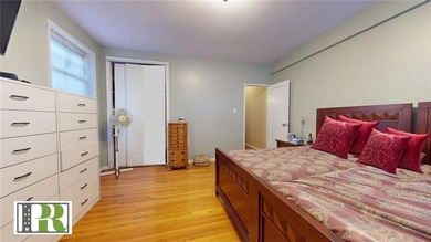 Move right into this well-maintained 1-bedroom apartment located - photo 8