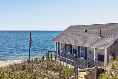 Set along the shoreline of Cape Cod Bay, this rare North Truro - photo 3