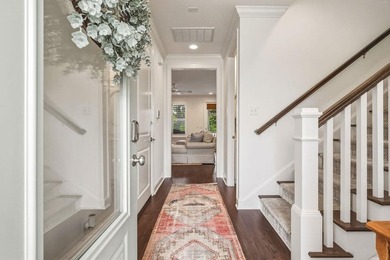 MUST SEE in Church Street Village, this beautifully maintained - photo 5