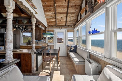 Set along the shoreline of Cape Cod Bay, this rare North Truro - photo 6