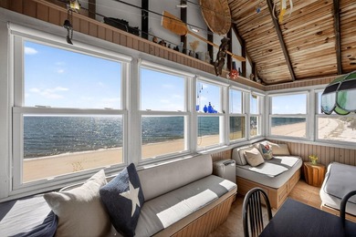 Set along the shoreline of Cape Cod Bay, this rare North Truro - photo 8