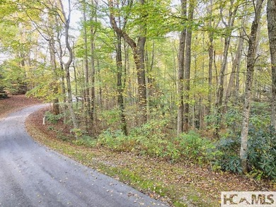 Lake Glenville Lot Sale Pending in Cashiers North Carolina