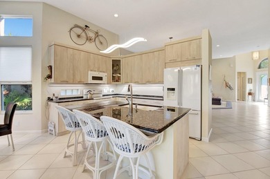 Perfect Cul-De-Sac Home in Manchester Greens, Wycliffe Golf & - photo 11