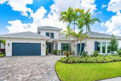 Lake Home For Sale in Palm Beach Gardens, Florida