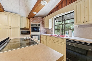 Come see this hidden Boynton Beach Gem, situated on 1.93 acres - photo 12