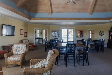 Wow! This gorgeous 4070 sf Prewitt-Douglas Custom home located - photo 21