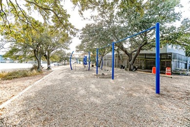 831 W Ocean View Ave in Norfolk offers a rate 16-unit, 2BR/1BA - photo 28