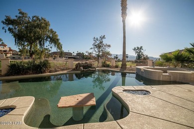 Nestled on the 4th fairway in RESIDENTIAL ESTATES, this stunning - photo 42