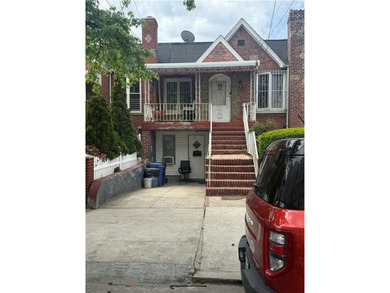 Spacious brick One Family in Canarsie. Top floor consists of 2 - photo 3