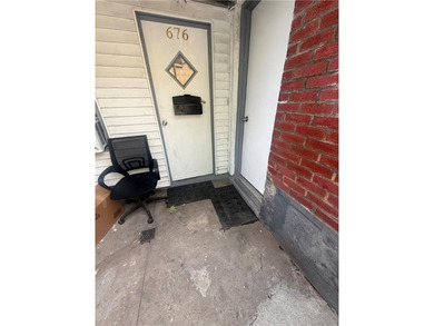 Spacious brick One Family in Canarsie. Top floor consists of 2 - photo 5