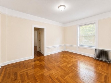 Sponsor unit! No board approval! Small pets allowed. Welcome to - photo 3