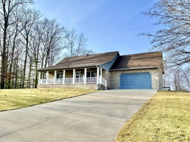 Amazing Location!!Get a jump start on your lake season with this - Lake Home For Sale in Nancy, Kentucky