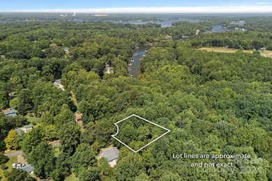 Lake Norman Lot For Sale in Mooresville North Carolina