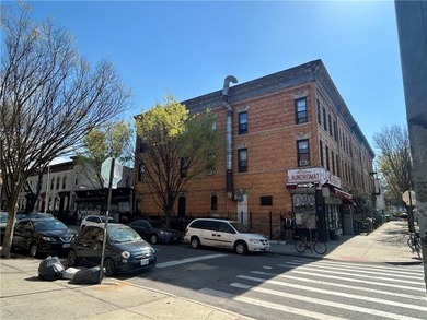 661 Central Ave is a free-market mixed-use investment - photo 3