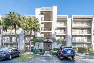 Updated first-floor condo with stunning lake views & abundant - photo 17