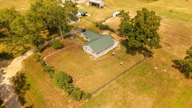 (private lake, pond, creek) Home For Sale in Willow Springs Missouri