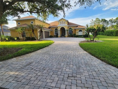 Lake Winterset Home For Sale in Winter Haven Florida