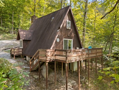 Lake Home For Sale in Burnside, Kentucky