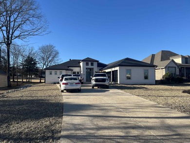 Lake Granada Home For Sale in Hot Springs Village Arkansas