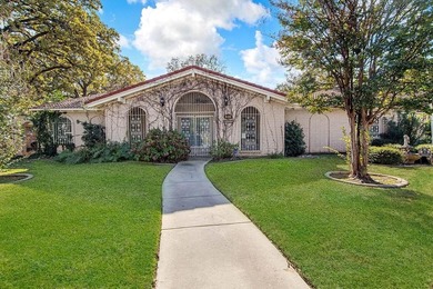 (private lake, pond, coastal) Home For Sale in Hurst Texas