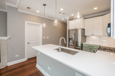 Beautifully updated 2-bedroom condominium in an elevator