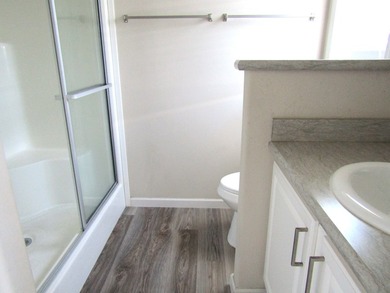 This 2021 Skyline offers over 1000 square feet with an - photo 7