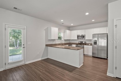 Welcome to 103 Chestnut Street in the desirable Shell Point - photo 11
