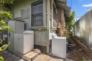 Prime opportunity just minutes from Waikiki and the University - photo 12
