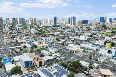 Prime opportunity just minutes from Waikiki and the University - photo 17