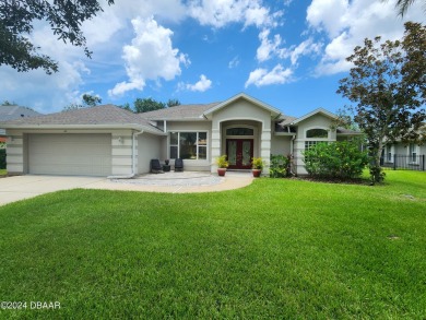 (private lake, pond, creek) Home For Sale in Ormond Beach Florida