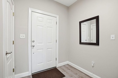 Seller is offering up to $5,000 toward buyer's closing costs - photo 4