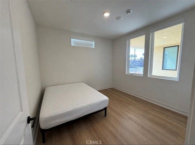 Live the Huntington Beach Downtown lifestyle every single day in - photo 24