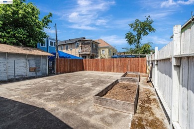 This well-maintained duet-style home, built in 1985, offers 3 - photo 34