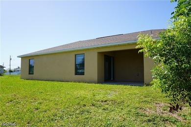Water front view 3 bedroom 2 bath 2 car garage home - photo 34