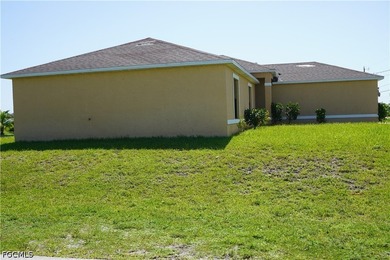 Water front view 3 bedroom 2 bath 2 car garage home - photo 36