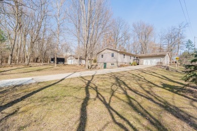 Lake Home For Sale in Mackinaw, Illinois