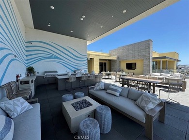 Live the Huntington Beach Downtown lifestyle every single day in - photo 41